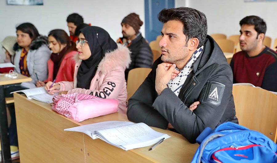 Pakistani students attend a class at Yanshan University in Qinhuangdao, Hebei Province, China Dec. 14, 2017. (Photo Courtesy: VCG Photo/File)
