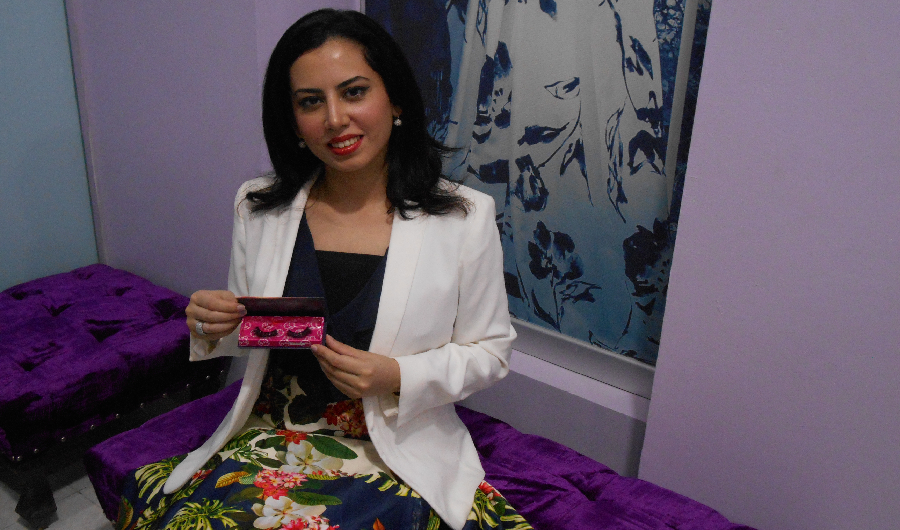 Saudi-born skincare specialist Zehra Islam Zahid shows mink eyelashes on March 18, 2020, which have become quite popular among Saudi women. (AN Photo)