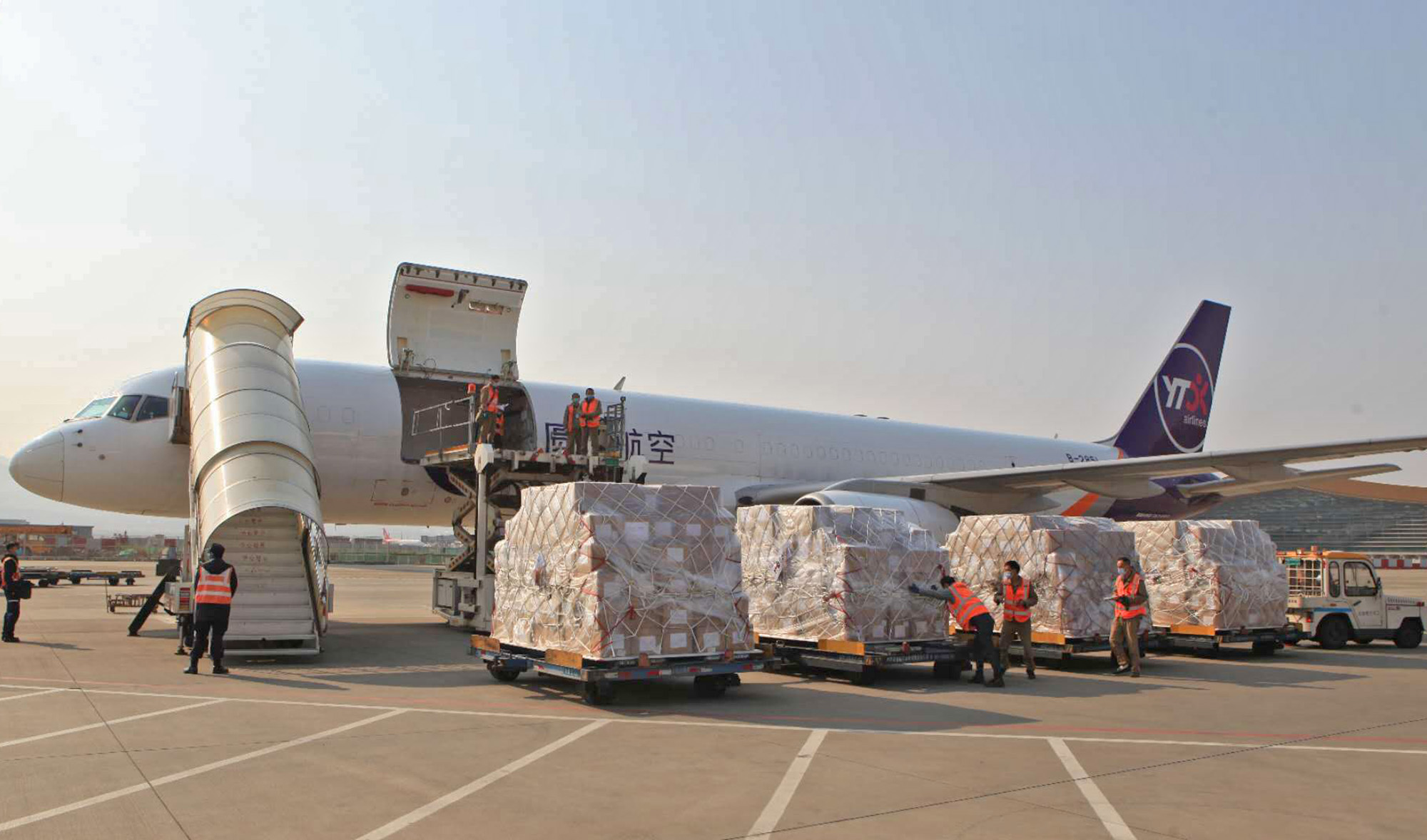 This file photo shows a plane bound for Pakistan carrying N95 and surgical masks sponsored by China's Jack Ma foundation and the Alibaba Foundation, on March 25, 2020. (Photo courtesy: Chinese Embassy Pakistan)