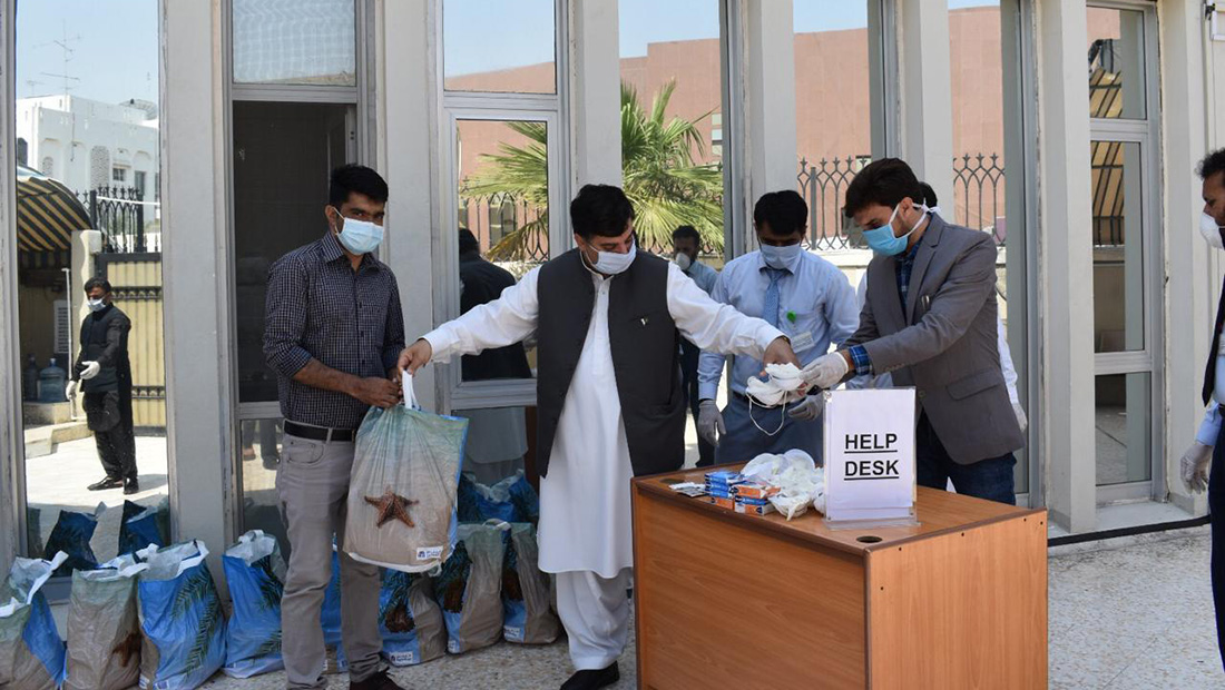 Pakistan's consul general to the UAE, Ahmed Amjad Ali, is distributing essential items to Pakistanis in Dubai. (Photo courtesy: Consulate General of Pakistan in UAE)