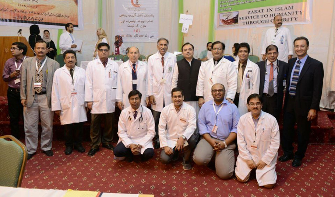In this undated photo, members of the Pakistan Doctors Group Riyadh, who are currently providing online and telephonic services to the Pakistani community in Saudi Arabia, can be seen together. (Photo courtesy: The Pakistan Doctors Group Riyadh)
