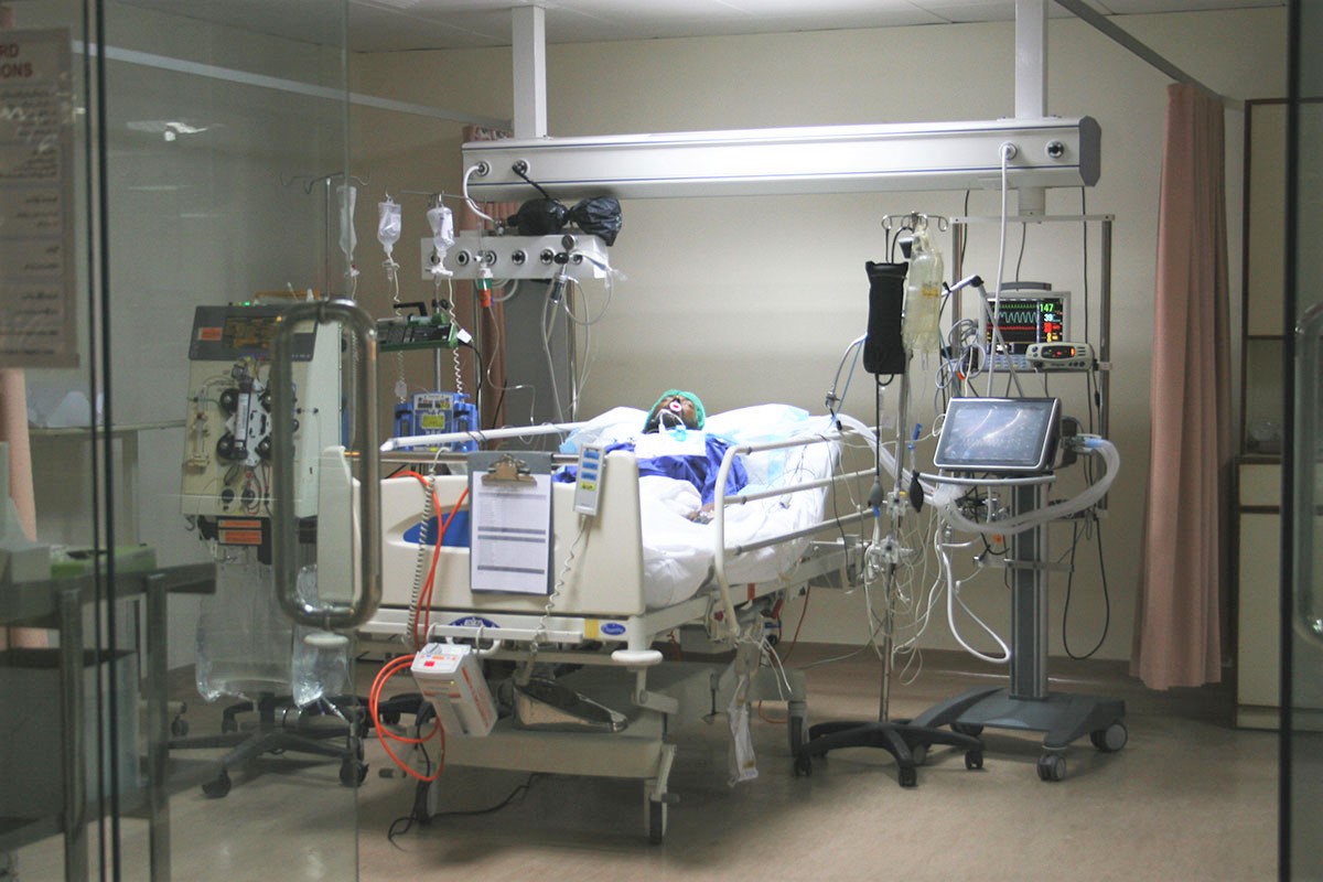 Pakistani doctors would need to triage COVID-19 patients in the coming weeks if the government failed to ensure a stricter lockdown. (Photo Courtesy: SKMCH&RC)