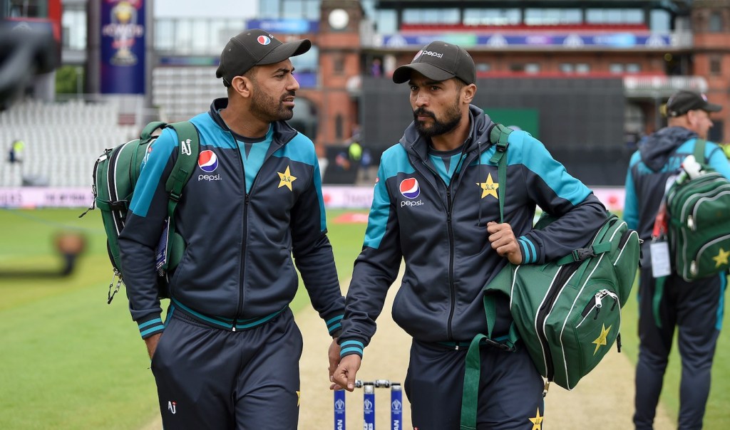 Pakistan fast bowlers Mohammad Amir and Wahab Riaz have lost their central contracts. (Photo courtesy: ESPNcricinfo)