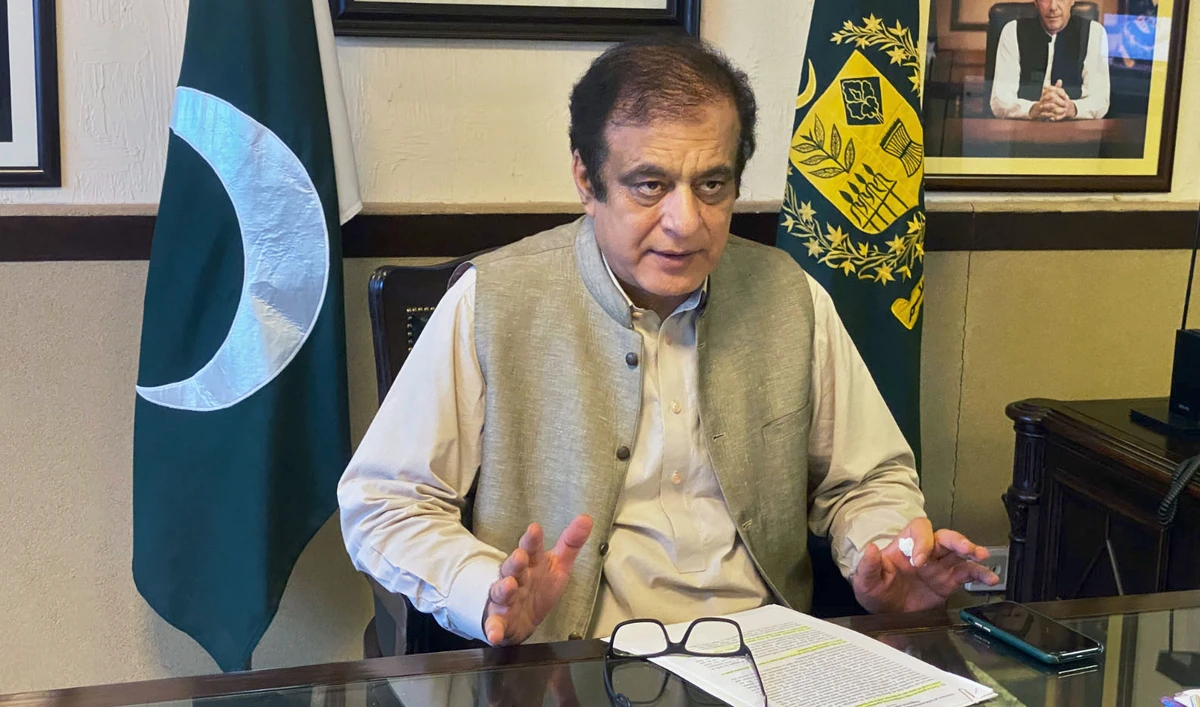 Pakistan’s Minister for Information and Broadcasting Shibli Faraz during an exclusive interview to Arab News in Islamabad on May 14, 2020. (AN photo)