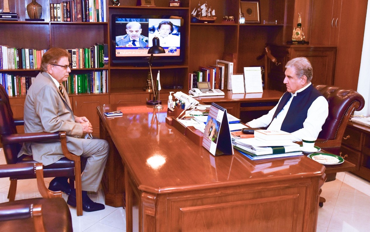 Pakistan's newly appointed special envoy to Afghanistan Ambassador Muhammad Sadiq meets foreign minister Shah Mahmood Qureshi in Islamabad on June 6, 2020. (Photo courtesy: Ministry of Foreign Affairs)