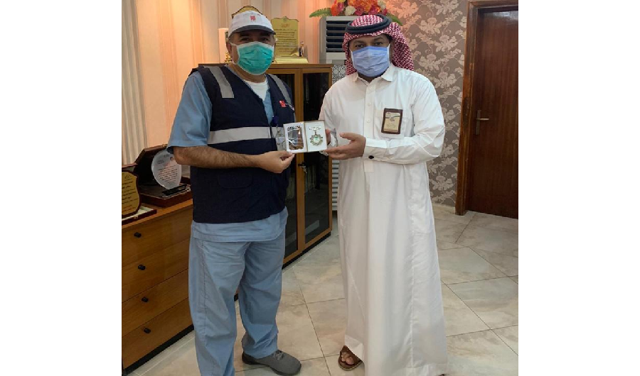 Pakistani doctor Zia Ullah Khan Dawar receives a medal of recognition in Jeddah, Saudi Arabia, on July 9, 2020. (Photo courtesy: Zia Ullah Khan Dawar)