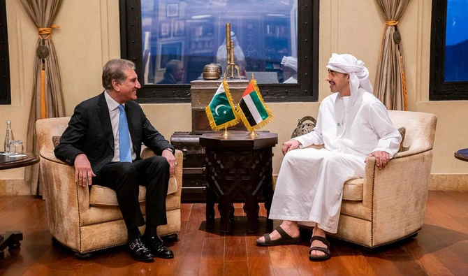 Pakistan’s Foreign Minister Shah Mehmood Qureshi, left, in a meeting with his UAE counterpart Sheikh Abdullah bin Zayed Al Nahyan in Abu Dhabi on Nov. 17, 2018. (Photo Courtesy: Pakistan’s Foreign Office)