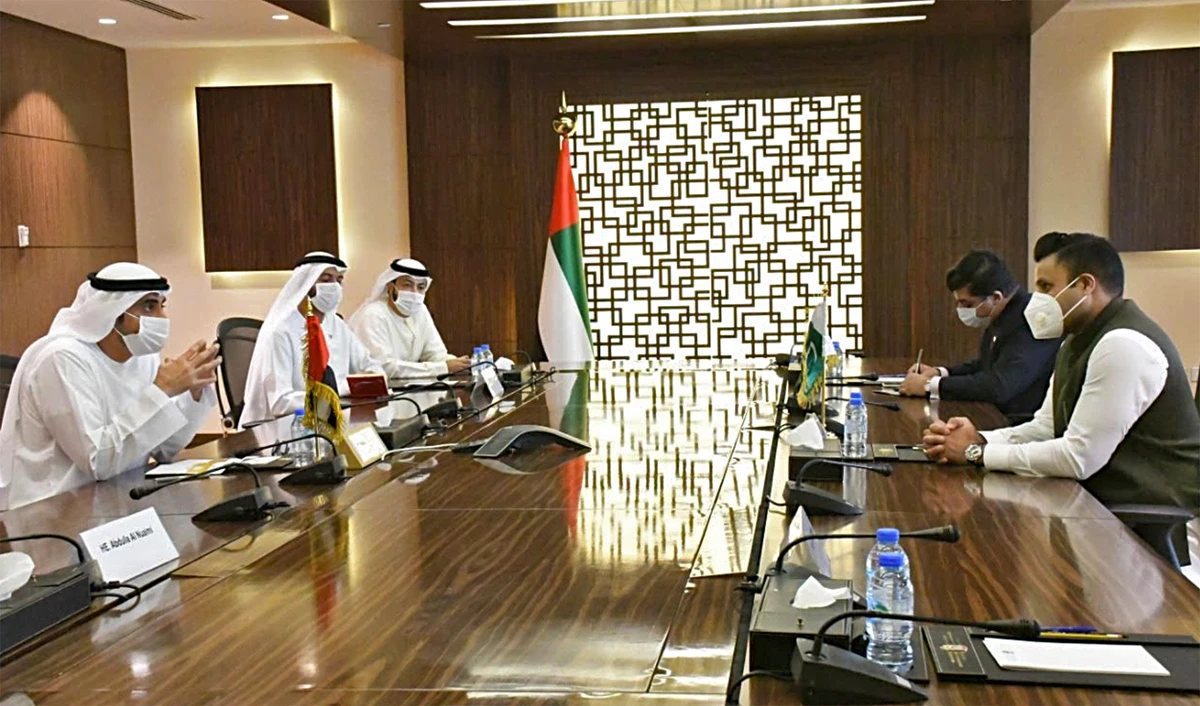 The prime minister’s special assistant on overseas Pakistanis, Sayed Zulfikar Bukhari, meets with UAE Human Resources and Emiratization Minister Nasser bin Thani Al-Hamli in Dubai on July 23, 2020. (Photo courtesy: Sayed Z. Bukhari)