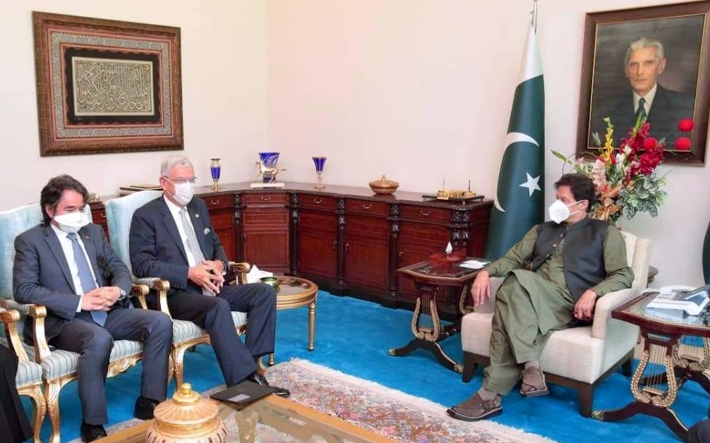 Pakistani Prime Minister Imran Khan met with the UN General Assembly president-elect on August 10, 2020 in Islamabad. (Photo courtesy: Volkan Bozkir Twitter Account)