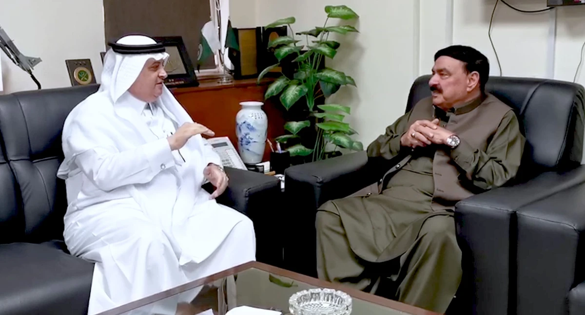 Saudi Ambassador to Pakistan Nawaf bin Saeed Al-Malki meets Pakistani railways minister Sheikh Rashid Ahmad in Islamabad, Pakistan, on August 25, 2020 (Photo courtesy Railways Ministry)