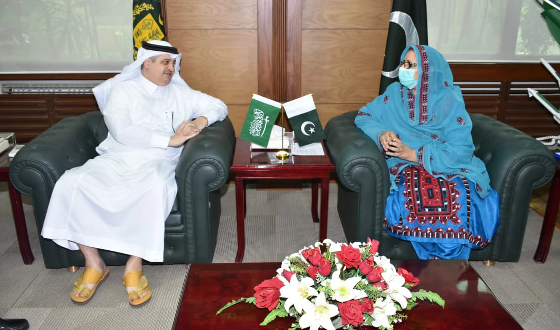 Federal Minister for Defense Production Zobaida Jalal meets Saudi Ambassador to Pakistan Nawaf bin Saeed Al-Malki at her office in Islamabad on Aug. 27, 2020. (PID)