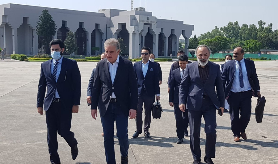 Pakistan’s Foreign Minister Shah Mahmood Qureshi leaves for Moscow from Islamabad, Pakistan, on September 09, 2020. (Photo Courtesy: Foreign Office)