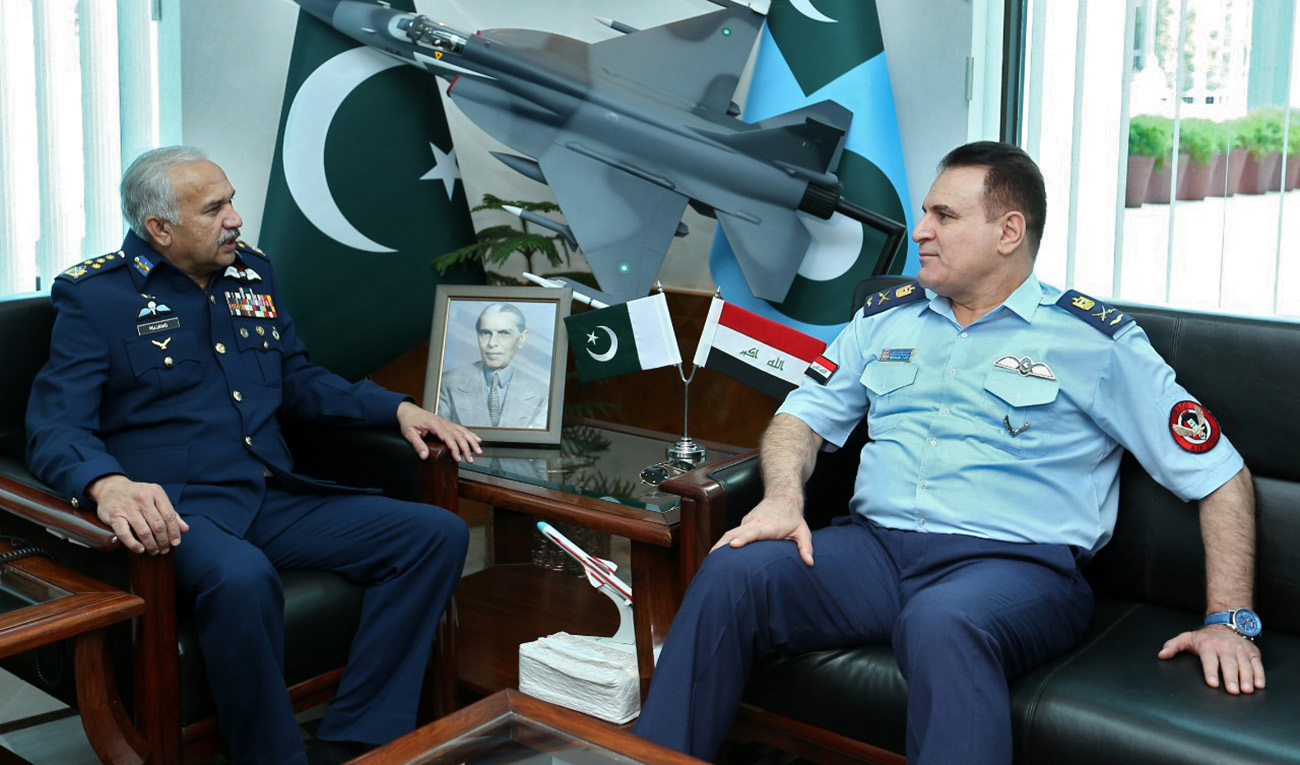 Major General Shihab Jahid Ali Shakarchi, right, Iraqi air force commander, meets Air Chief Marshal Mujahid Anwar Khan, chief of air staff for Pakistan Air Force, at Air Headquarters in Islamabad on Oct. 13, 2020. (Photo courtesy: Pakistan Air Force)