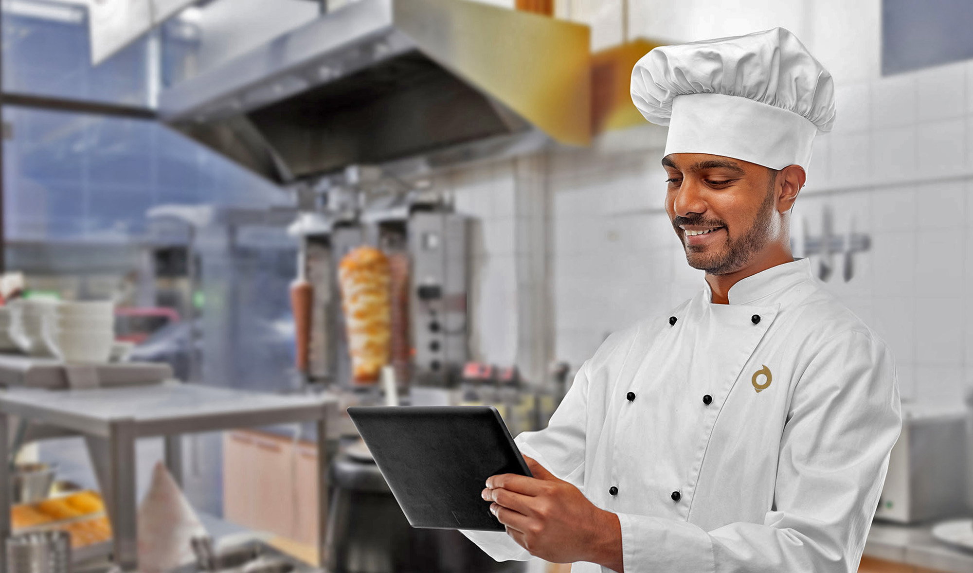 This undated file photo released by Hotpod shows a chef reviewing a food order. (Photo courtesy: Hotpod)