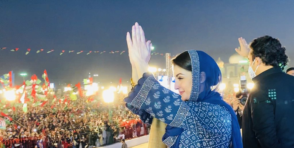 Opposition leaders Bilawal Bhutto Zardari (R) and Maryam Nawaz (L) of Pakistan Democratic Movement (PDM) arrive to attend an anti-government rally in Garhi Khuda Bux in Larkana on December 27, 2020. (Photo Courtesy: Social Media)