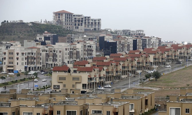 A mix of occupied houses and houses under construction in Bahria Town on the outskirts of Islamabad, Pakistan March 16, 2016. (REUTERS/File)