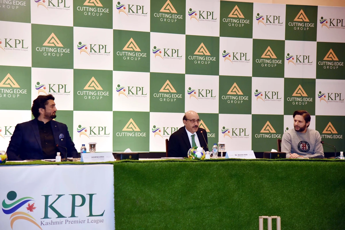 Chairman Kashmir Committee Shehryar Khan Afridi (left) with President Azad Jammu & Kashmir Sardar Masood Khan and cricket icon Shahid Afridi (right) launched the Kashmir Premier League on December 11, 2020. (Photo by – President Azad Kashmir Office)