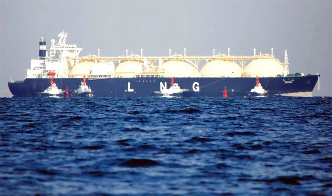 FILE PHOTO: A liquefied natural gas (LNG) tanker is tugged towards a thermal power station in Futtsu, east of Tokyo, Japan November 13, 2017. (REUTERS)