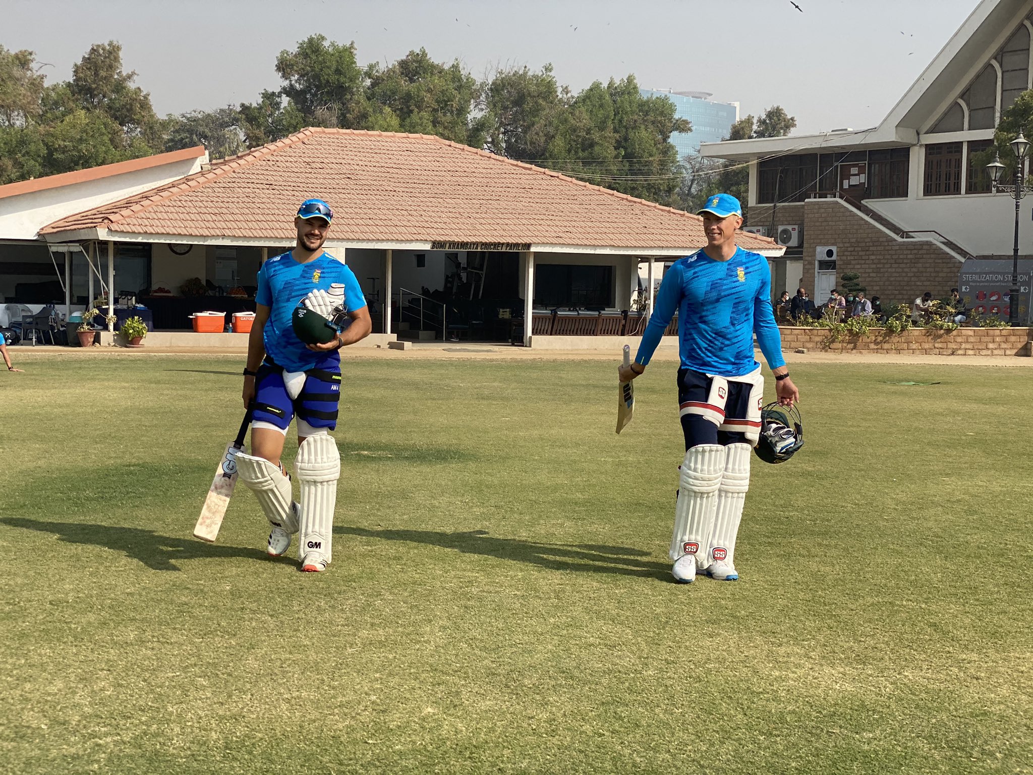 In this photo, South African cricket players are seen practicing at Gymkhana ground in Karachi on January 17, 2021. (Photo Courtesy: PCB)