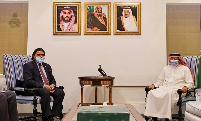 Pakistan’s Ambassador to Saudi Arabia Raja Ali Ejaz called on the Kingdom’s new Deputy Foreign Minister Waleed Al-Khuraiji in Riyadh on September 1, 2020. (Picture courtesy: Pakistan Embassy in Riyadh)