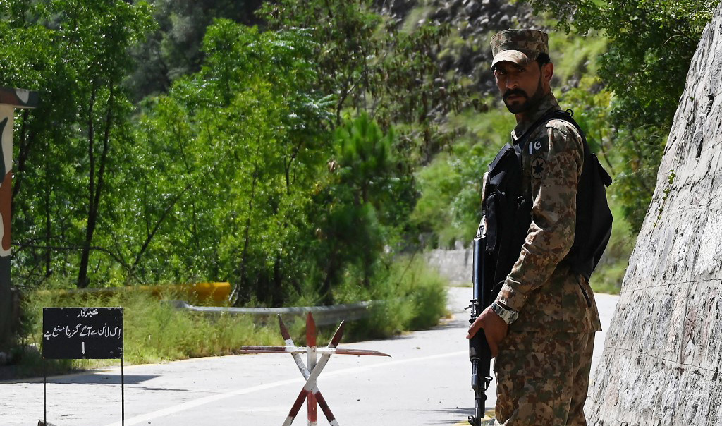 A Pakistani troop patrols near the Line of Control (LoC) — the de facto border between Pakistan and India — in Chakothi sector, in Pakistan-administered Kashmir on August 29, 2019. (AFP/File)