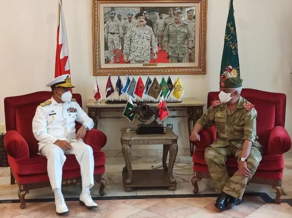 Pakistani naval chief Admiral Muhammad Amjad Khan Niazi meets Commander Bahrain National Guard Major General Sheikh Mohammed Bin Isa Bin Salman Al Khalifa during an official visit to Bahrain on March 16, 2021. (Photo courtesy: Pakistan navy)
