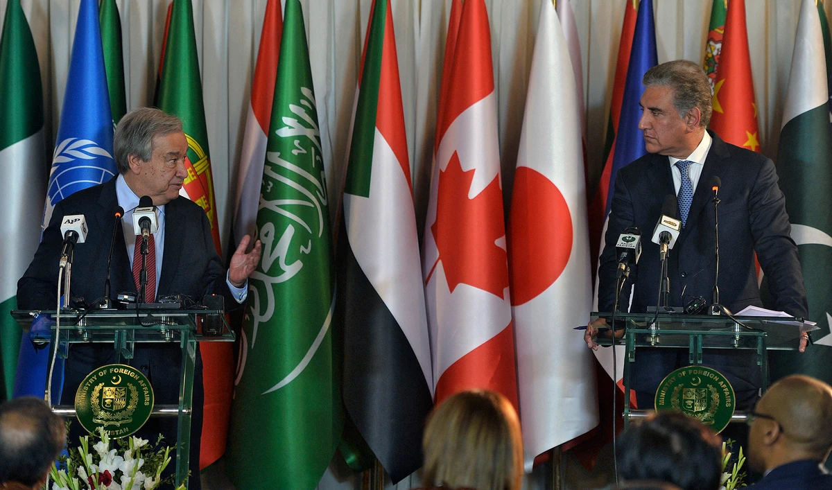 United Nations Secretary-General Antonio Guterres, left, and Pakistan's Foreign Minister Shah Mehmood Qureshi speak during a joint press conference at the Foreign Ministry in Islamabad, Pakistan, on February 16, 2020. (AFP/File)