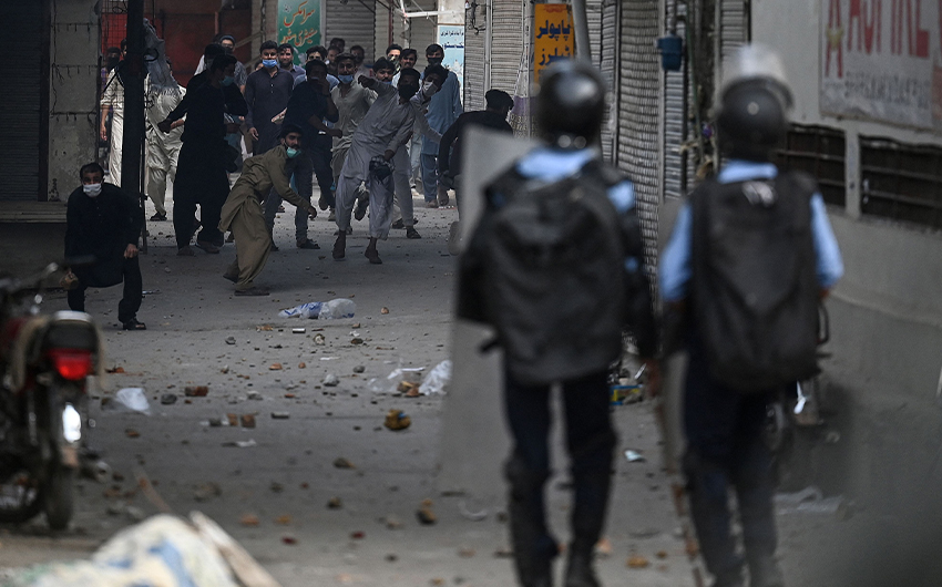 French embassy advises its citizens, companies to leave Pakistan