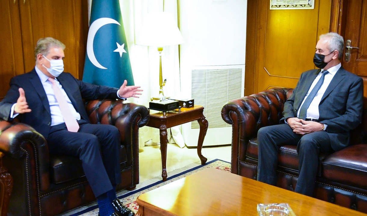 Ambassador of Palestine to Pakistan, Ahmed Ameen Rabei, right, calls on Pakistan's Minister of Foreign Affairs, Shah Mahmood Qureshi in Islamabad, Pakistan, on May 17, 2021. (Photo courtesy: @SMQureshi.Official/Facebook)