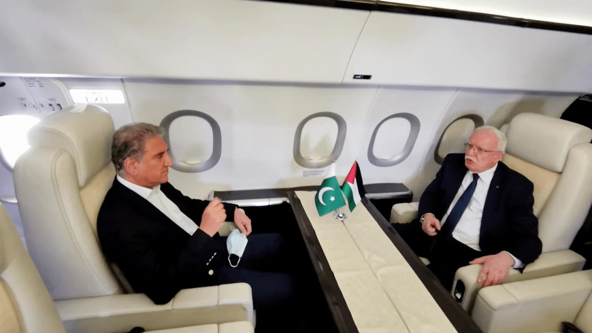 Pakistan Foreign Minister Shah Mahmood Qureshi and his Palestinian counterpart Foreign Minister Riyad Al-Maliki leave for New York on May 19, 2021. (PID)