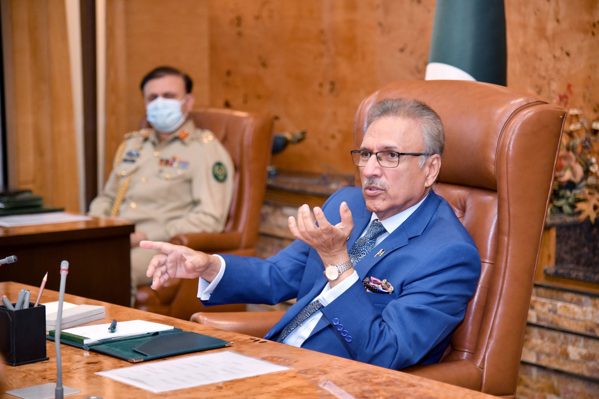Pakistan's President Arif Alvi speaks during a meeting in Islamabad on April 16, 2021. (Photo courtesy: President office)