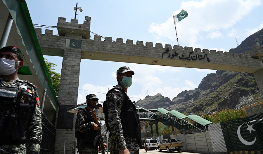 Pakistani paramilitary soldiers stand at the Pakistan-Afghanistan Torkham border crossing in the Khyber Pakhtunkhwa province on August 3, 2021. (AFP)