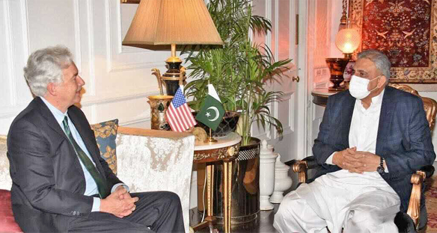 CIA Director Willian J Burns (left) calls on the Pakistani army chief Gen. Qamar Javed Bajwa in Rawalpindi, Pakistan, on September 09, 2021. (Photo courtesy: ISPR)