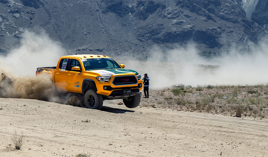 A Pakistani jeep driver powers during the Desert Jeep Rally in Sarfaranga cold desert in Gilgit Baltistan on September 14, 2019. (Photo courtesy: Social Media)