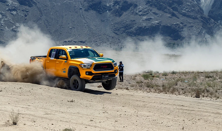 A Pakistani jeep driver powers during the Desert Jeep Rally in Sarfaranga cold desert in Gilgit Baltistan on September 14, 2019. (Photo courtesy: Social Media)