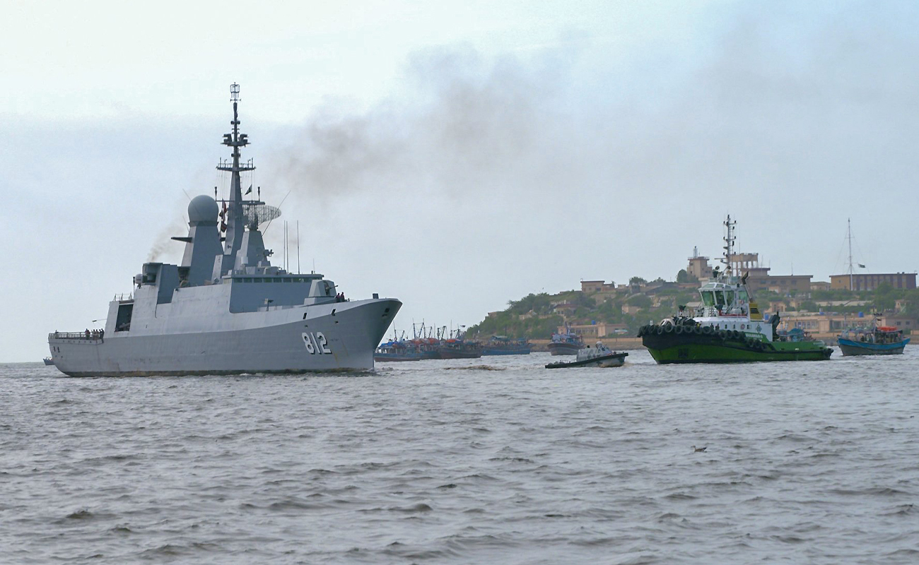 Royal Saudi Navy ship arrives at Karachi port on October 2, 2021, to participate in a joint naval drill with the Pakistan Navy. (Photo courtesy: SPA)