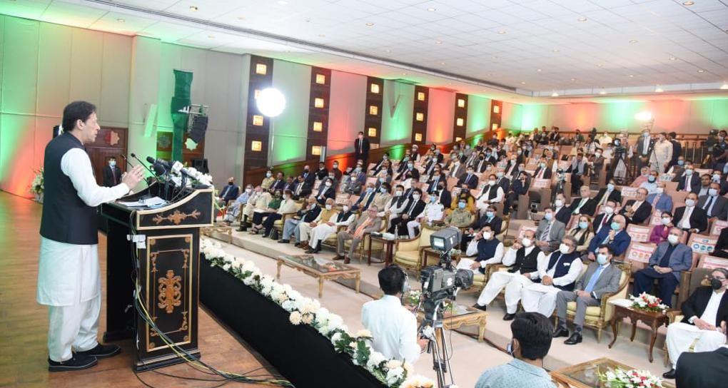 Prime Minister Imran Khan addressing at the ceremony of launching Kamyab Pakistan Programme in Islamabad, Pakistan on October 4, 2021. (PID Photo)
