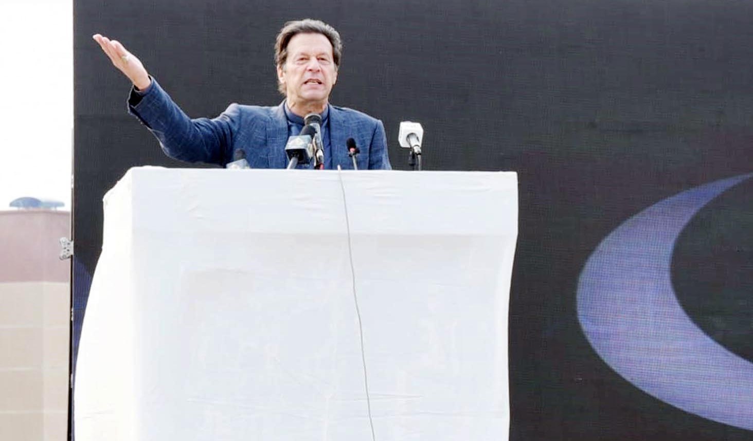 Prime Minister Imran Khan addressing a public gathering in Attock, Pakistan, on November 5, 2021. (PID Photo)