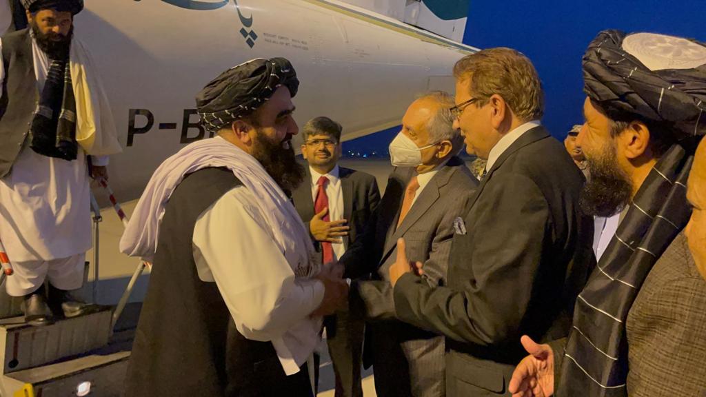 Advisor to Pakistan's prime minister on commerce, Abdur Razak Dawood, receives Afghanistan’s interim foreign minister Amir Khan Muttaqi in Islamabad on November 10, 2021. (Photo courtesy: Pakistan foreign office)