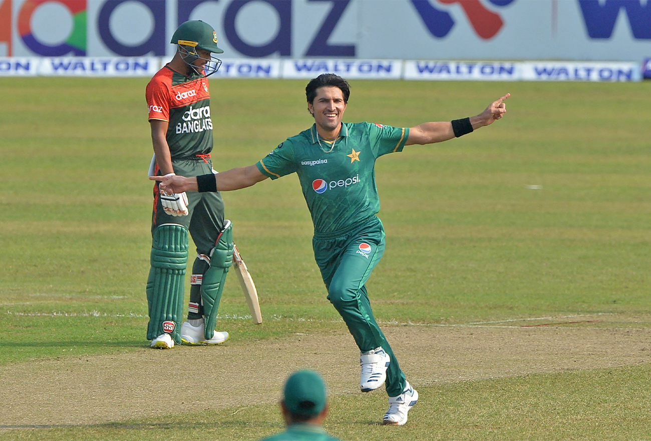 Pakistan's Mohammad Wasim celebrates after taking the wicket of Bangladesh's Mohammad Naim (not pictured) during the second Twenty20 international cricket match at the Sher-e-Bangla National Cricket Stadium in Dhaka on November 20, 2021. (AFP)