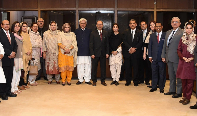 Chairman Syed Fakhar Imam and members of parliamentary committe on Kashmir in a group photo with delegation led by Mr. Yousaf Aldobeay, special envoy of the OIC Secretary General on Kashmir at Parliamentary house on 2nd March, 2020. (PID Photo)