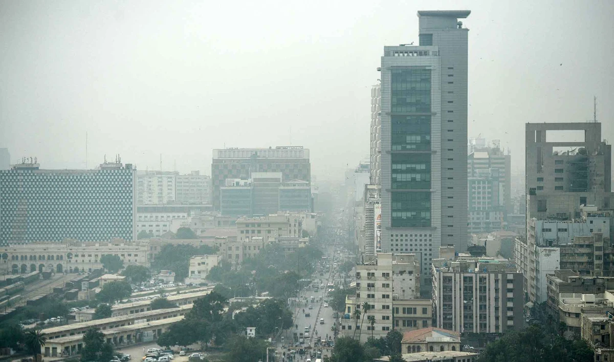 A general view of Pakistan's port city of Karachi under heavy smog conditions on November 14, 2019. (AFP/File)