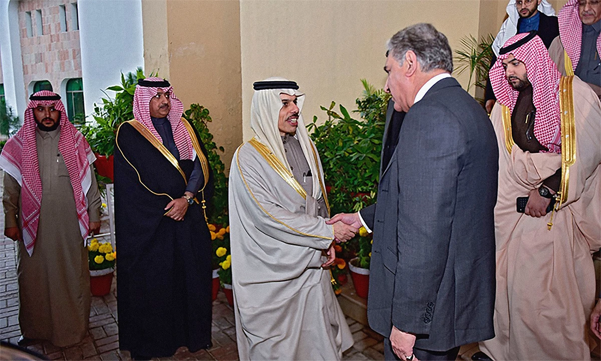 Pakistani foreign minister Shah Mehmood Qureshi receives Saudi Arabian Foreign Minister Prince Faisal bin Farhan Al-Saud at the Foreign Office in Islamabad on December 26, 2019. (Photo courtesy: Pakistan Foreign Office/File)