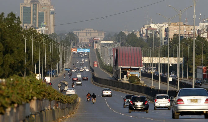 Vehicles run past Jinnah avenue in Islamabad, Pakistan, on January 22, 2020. (AN photo/file)
