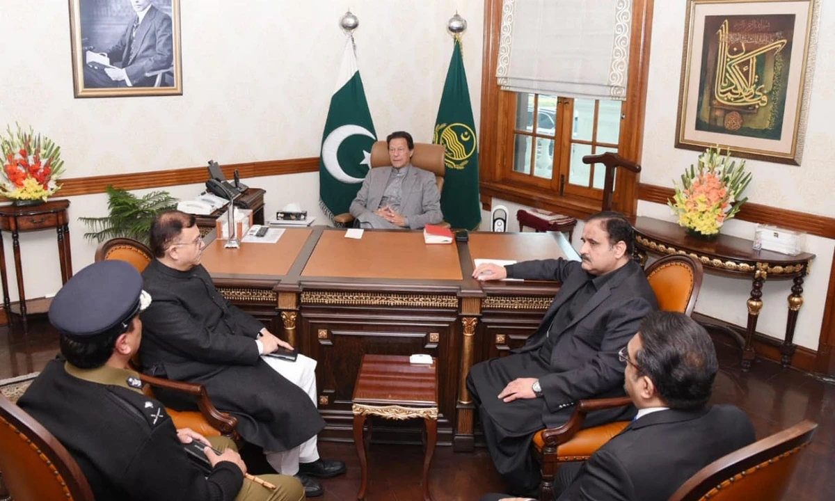 Punjab Chief Minister Usman Buzdar, chief secretary and principal secretary to the CM, and IG Punjab call on Prime Minister Imran Khan in Lahore, Pakistan on December 23, 2021. (PID Photo)