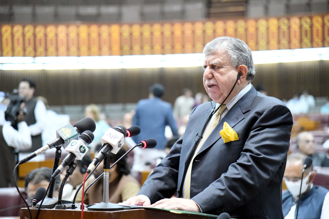 Pakistan's finance minister Shaukat Tarin presents federal budget for fiscal year 2021-22 at the National Assembly in Islamabad, Pakistan, on June 11, 2021. (Photo courtesy: Finance Ministry)