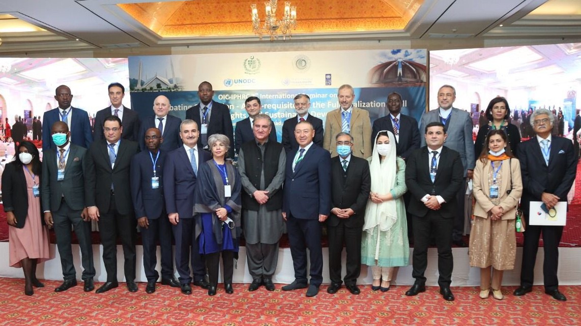 A group photo of the participants in the two-day seminar co-organized by the Pakistani government and the OIC’s Independent Permanent Human Rights Commission (IPHRC), in Islamabad, Pakistan on January 7, 2022. ( Photo courtesy: IPHRC)