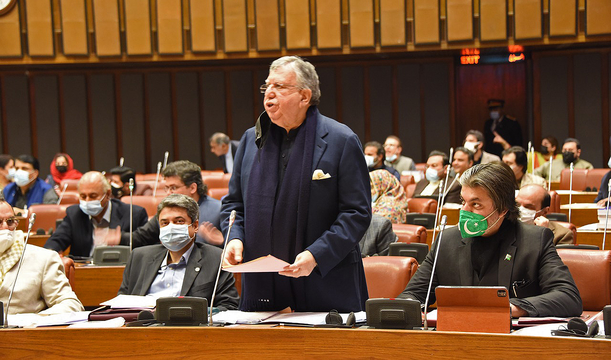 Pakistan's Finance Minister, Shaukat Tarin, presenting the State Bank (Amendment) Bill at Senate in Islamabad, Pakistan, on January 28, 2022. (Photo courtesy: @SenatePakistan/Twitter)