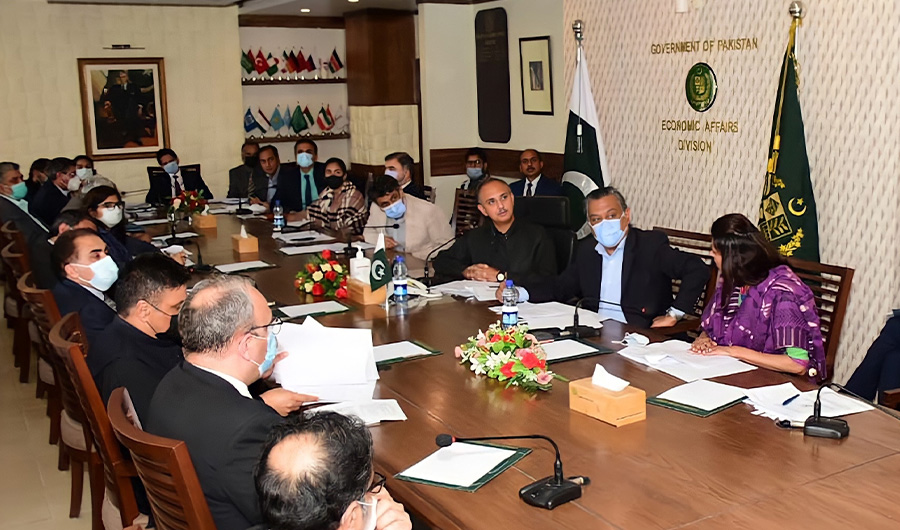 Economic Affairs Division (EAD) Minister, Omar Ayub Khan chairs a meeting to discuss agenda of Pak-Russia Inter-Government Commission on November 11, 2021. (EAD)
