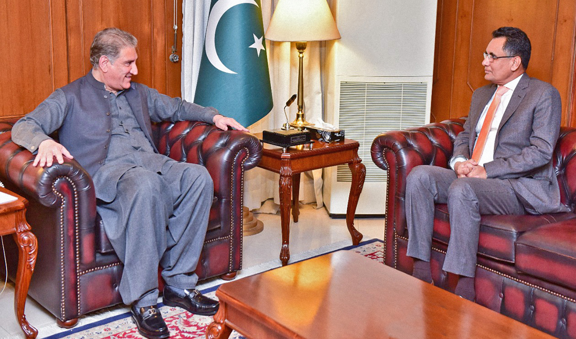 Pakistan Foreign Minister Shah Mahmood Qureshi, left, with Bangladesh High Commissioner Ruhul Alam Siddique in Islamabad, Pakistan, on February 9, 2022. (Photo courtesy: Pakistan foreign office)